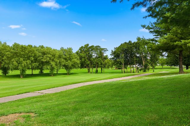 128 Kingston Drive, Georgetown, KY 40324