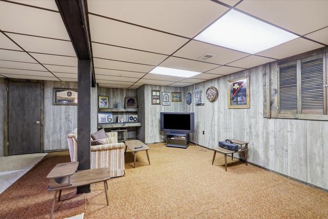 W160S7251 Daisy DRIVE, Muskego, WI 53150