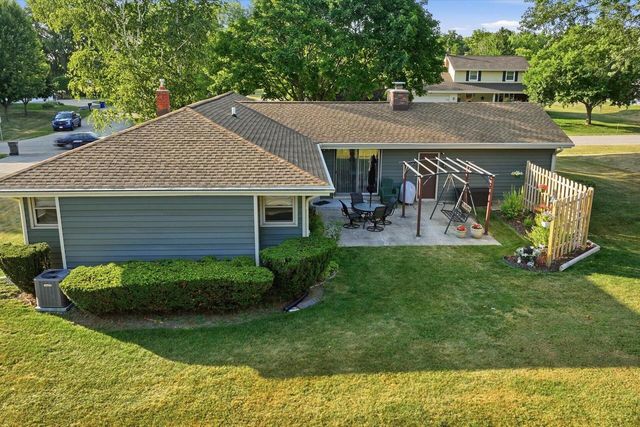 W160S7251 Daisy DRIVE, Muskego, WI 53150