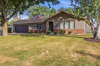 W160S7251 Daisy DRIVE, Muskego, WI 53150
