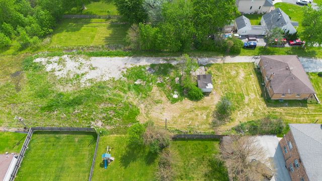 2726 186th Street, Lansing, IL 60438