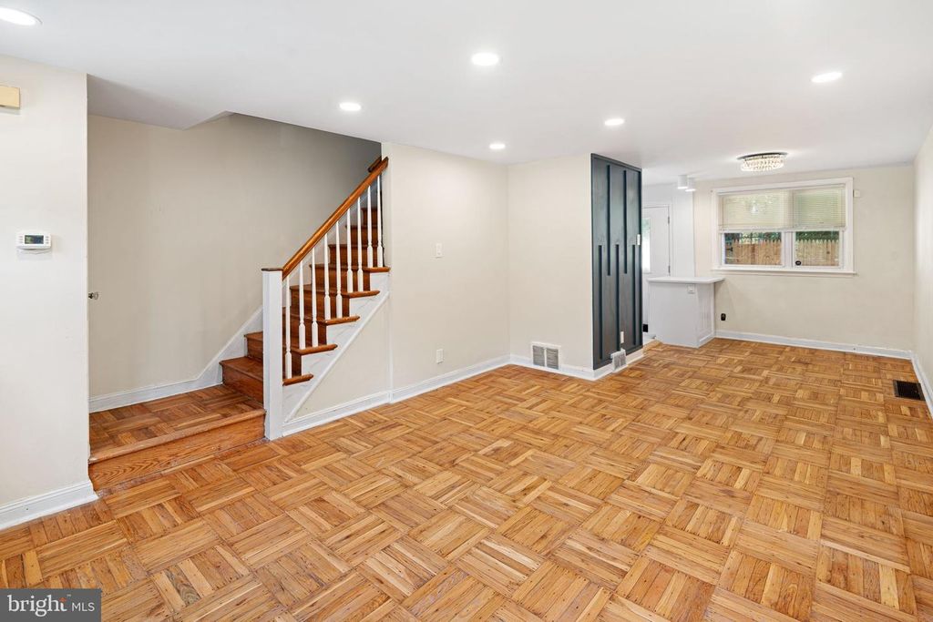 2113 COBBS CREEK PKWY, PHILADELPHIA, PA 19142 — photo 3