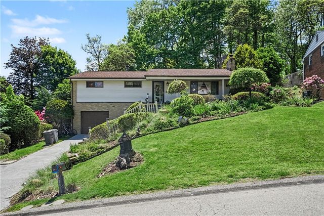 405 Peters Dr, Shaler, PA 15116