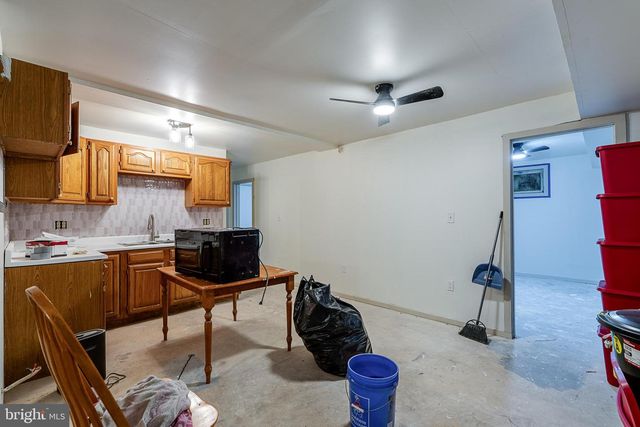 1310 OLD QUAKER RD, Etters, PA 17319