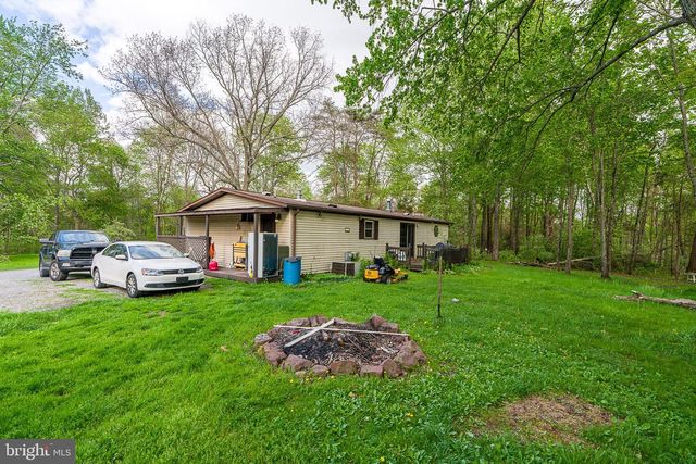 1310 OLD QUAKER RD, Etters, PA 17319