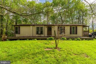 1310 OLD QUAKER RD, Etters, PA 17319