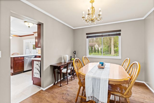 2281 Crane Road, Fenton, MI 48430