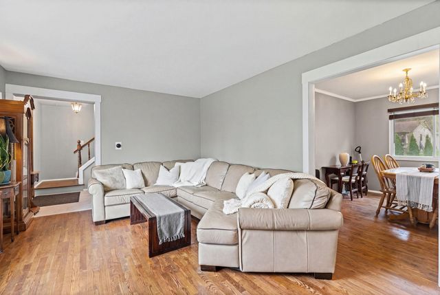 2281 Crane Road, Fenton, MI 48430