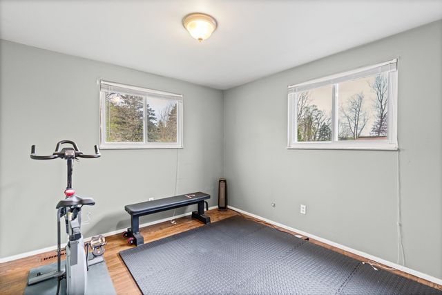 2281 Crane Road, Fenton, MI 48430
