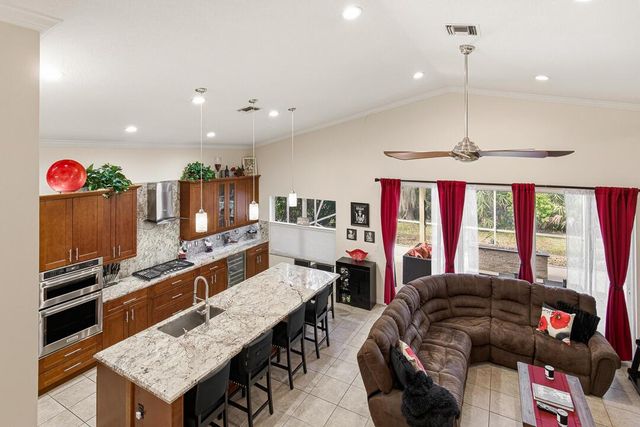 7213 SE Magellan Lane, Stuart, FL 34997