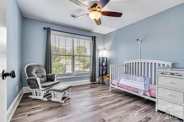 6208 Neptune Drive, Denver, NC 28037
