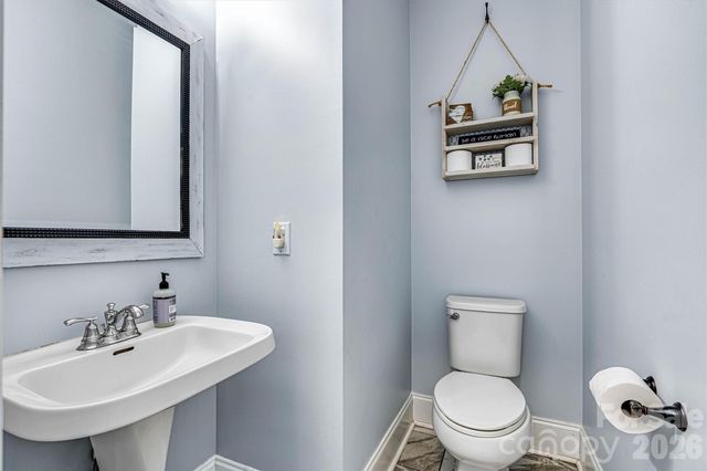 6208 Neptune Drive, Denver, NC 28037