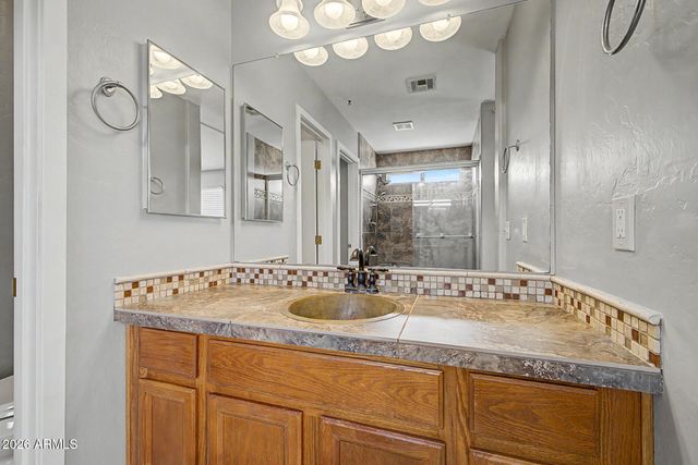 2619 W JASPER Avenue, Apache Junction, AZ 85120