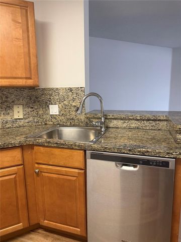 6276 NW 186th St 207, Hialeah, FL 33015