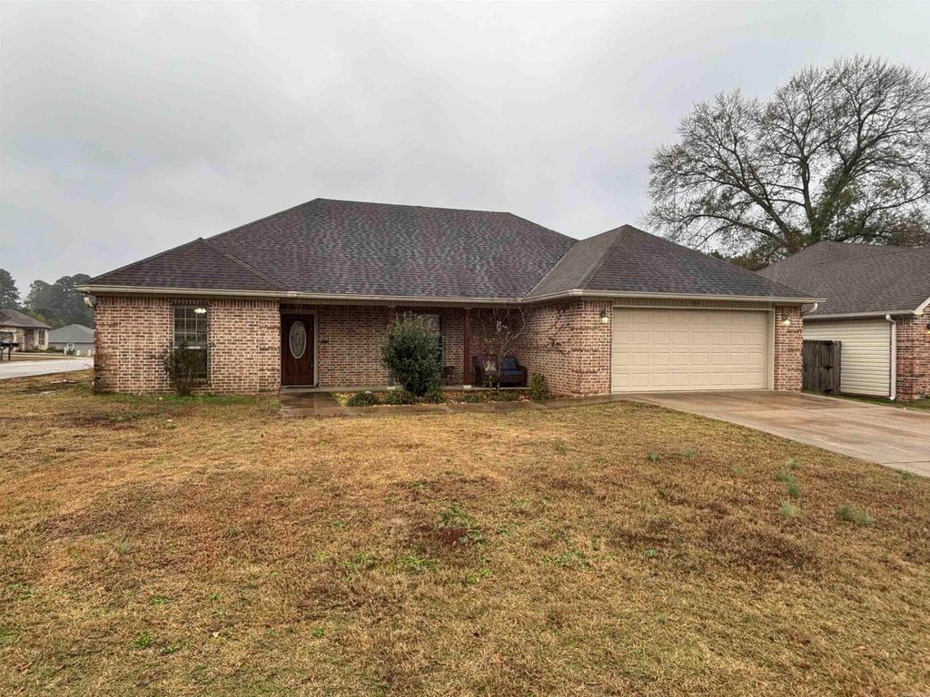 3309 Arkansas Drive, Benton, AR 72015