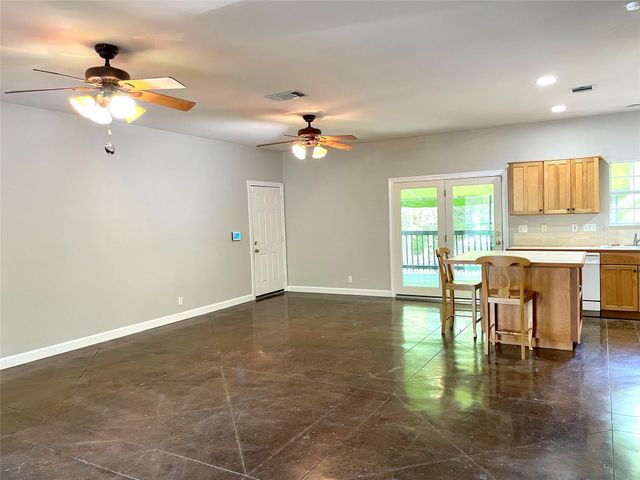 104 BERMUDA DR, Manchaca, TX 78652