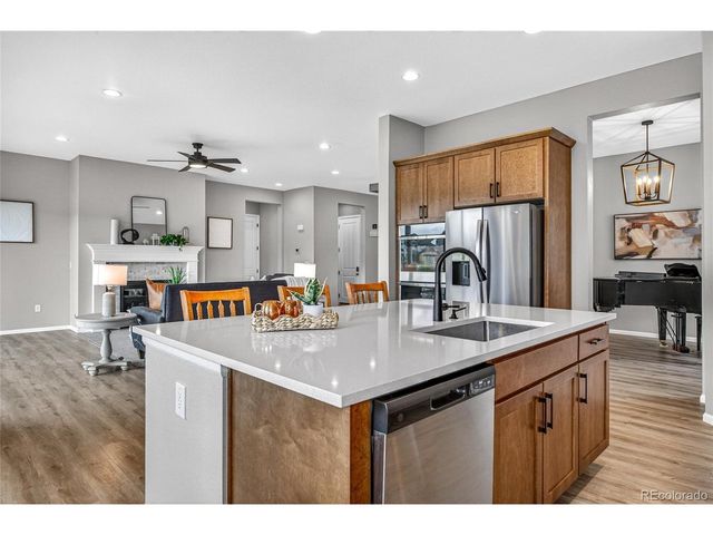 6973 S Vandriver Ct, Aurora, CO 80016