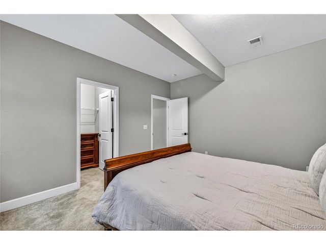 6973 S Vandriver Ct, Aurora, CO 80016