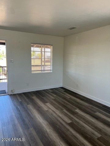 746 W Turney Avenue Apt 8, Phoenix, AZ 85013