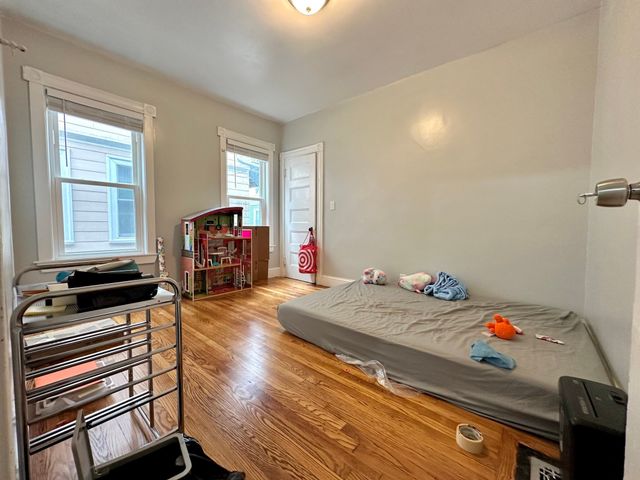 84 Lonsdale St 1, Boston, MA 02124