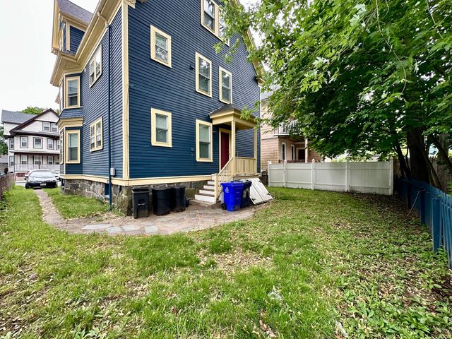 84 Lonsdale St 1, Boston, MA 02124