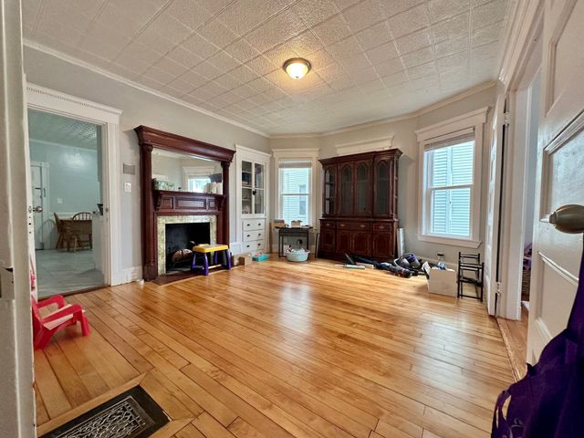 84 Lonsdale St 1, Boston, MA 02124