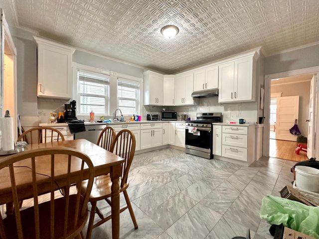 84 Lonsdale St 1, Boston, MA 02124