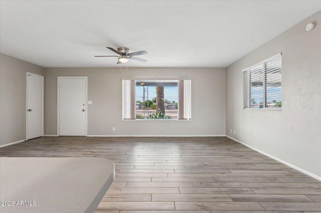 5422 E UNIVERSITY Drive, Mesa, AZ 85205