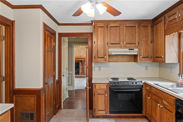 4158 Azalea Court, Snellville, GA 30039