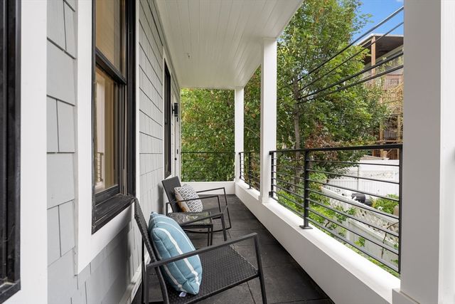 47 Condor 203A, Boston, MA 02128