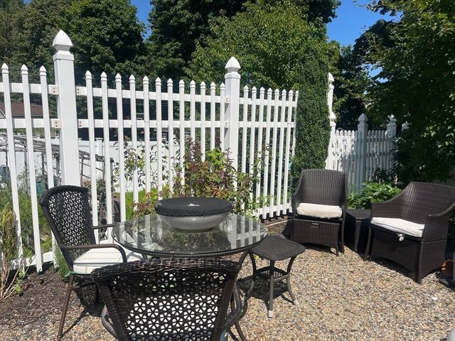 33 Bancroft St 33, Watertown, ME 04272