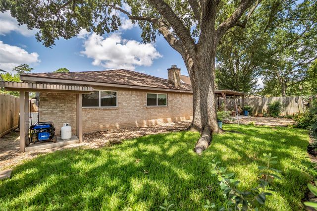 16222 Green Shade Drive, Houston, TX 77090