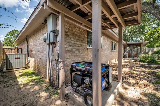 16222 Green Shade Drive, Houston, TX 77090
