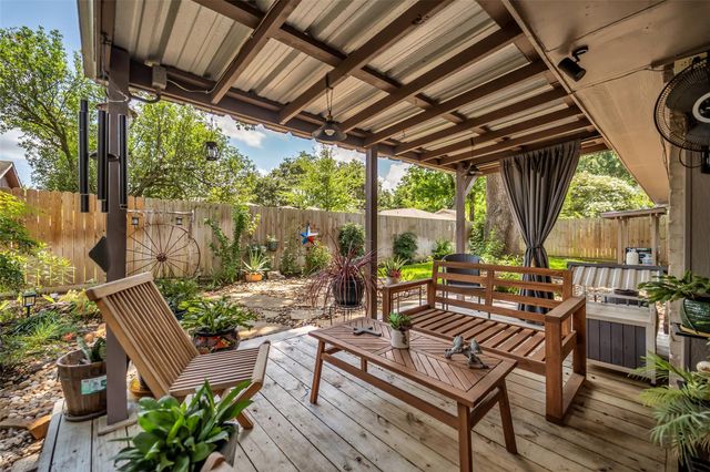 16222 Green Shade Drive, Houston, TX 77090