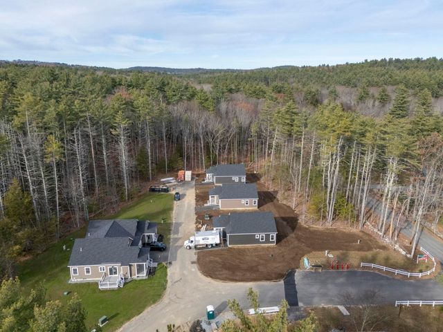 1 Renee Drive, Amherst, NH 03031