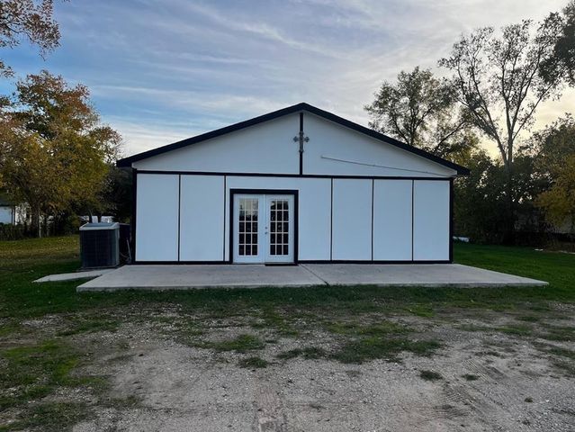 17619 Lewis Dr, Cypress, TX 77433