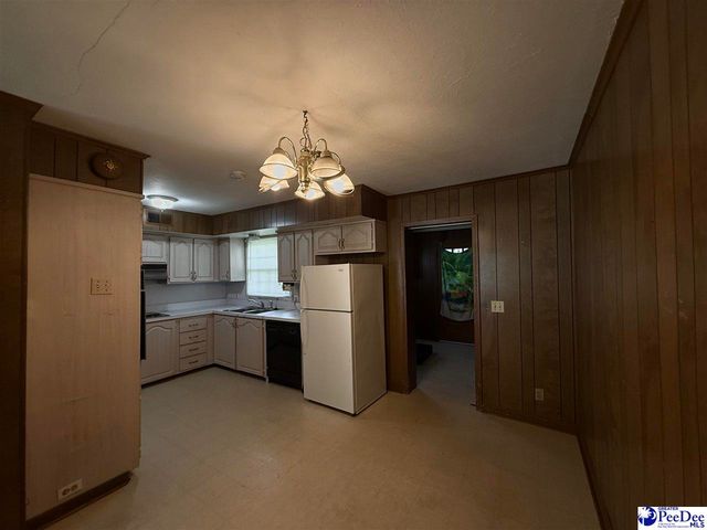 508 Southern Pines Street, Darlington, SC 29523