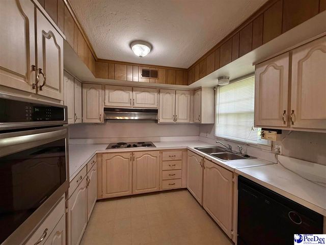 508 Southern Pines Street, Darlington, SC 29523