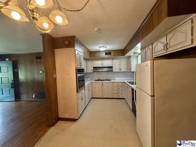 508 Southern Pines Street, Darlington, SC 29523
