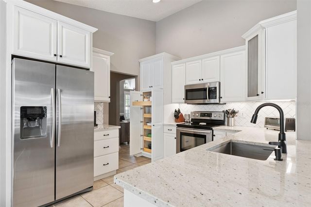 271 WESCLIFF DRIVE, Ocoee, FL 34761