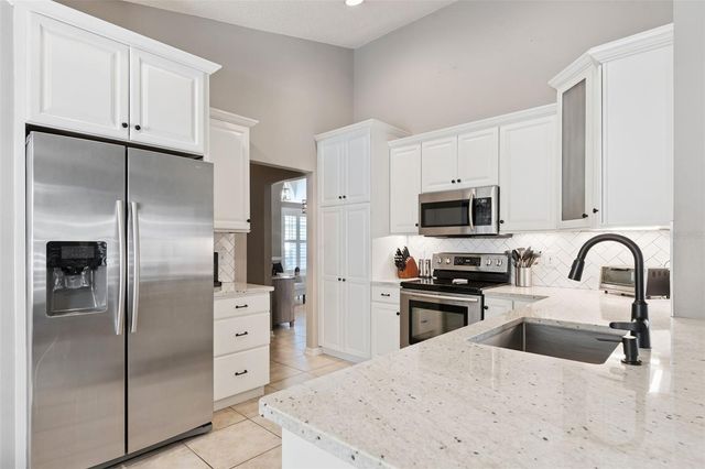 271 WESCLIFF DRIVE, Ocoee, FL 34761