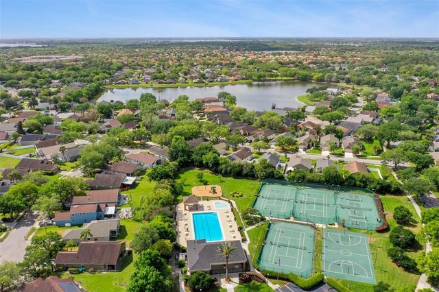 271 WESCLIFF DRIVE, Ocoee, FL 34761