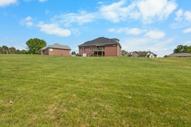 104 Sherinton Pl., Hopkinsville, KY 42240