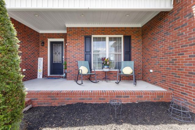 104 Sherinton Pl., Hopkinsville, KY 42240