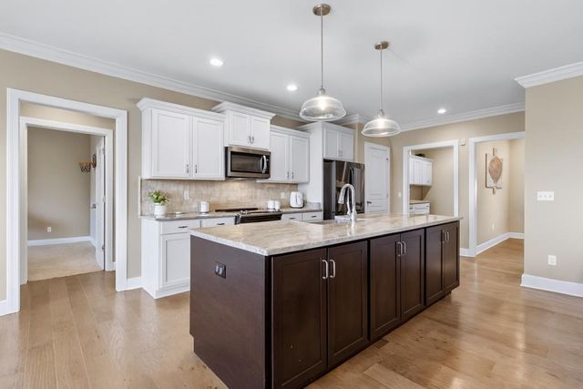 104 Sherinton Pl., Hopkinsville, KY 42240