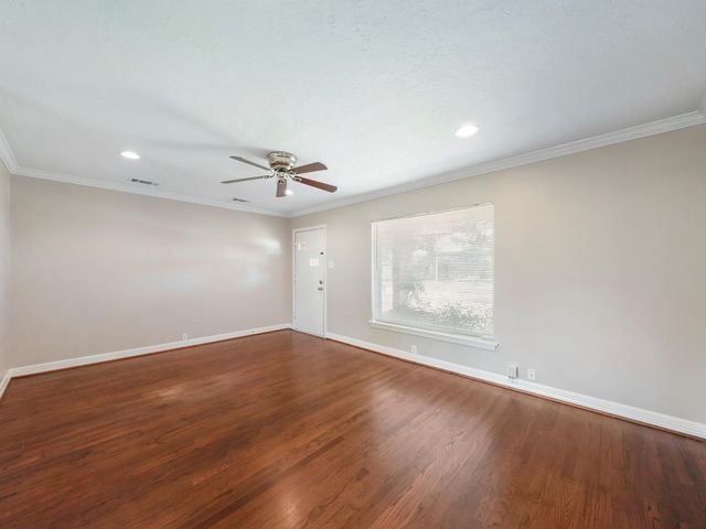 1115 W 31st Street, Houston, TX 77018