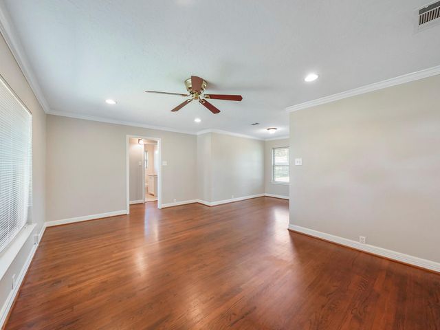 1115 W 31st Street, Houston, TX 77018