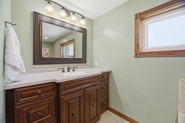 628 2ND STREET, Menasha, WI 54952