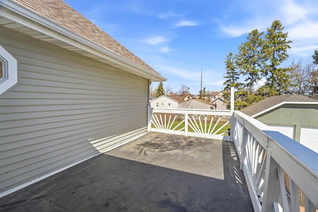 628 2ND STREET, Menasha, WI 54952