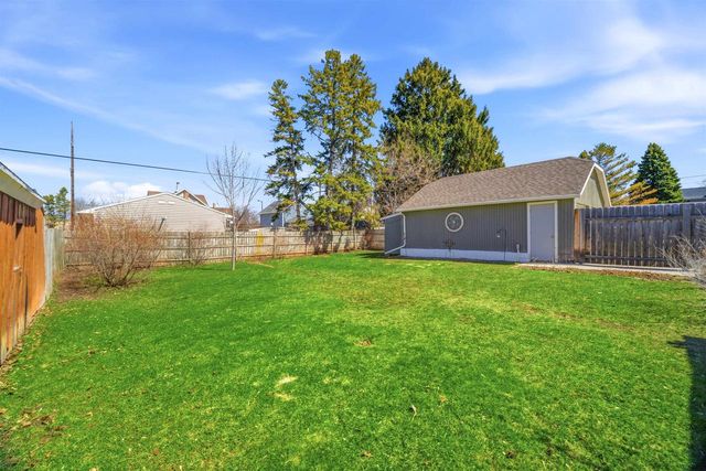 628 2ND STREET, Menasha, WI 54952